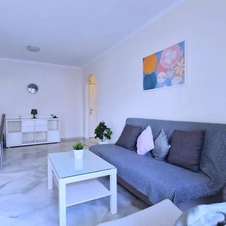 Junto Puerto Banus Playa Piscinas Y Wifi 아파트 마르베야