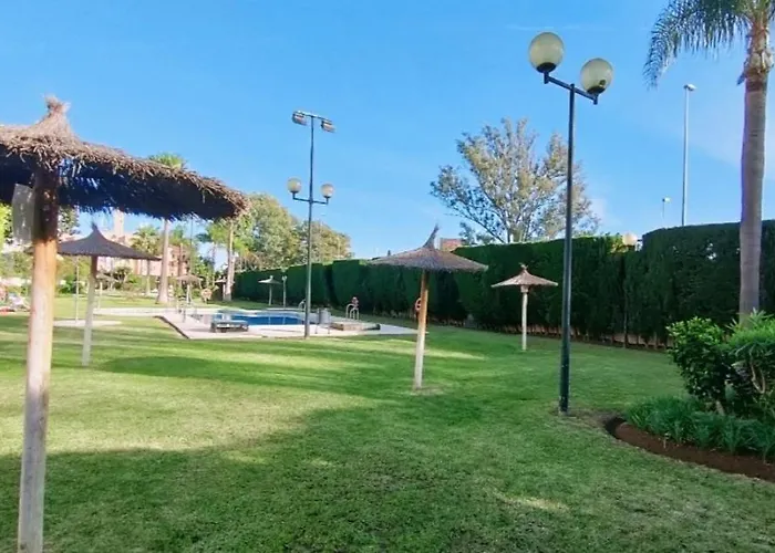Junto Puerto Banus Playa Piscinas Y Wifi Apartamento